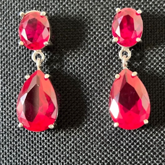 Silver and red Zirconium Earrings - Picture 1 of 3